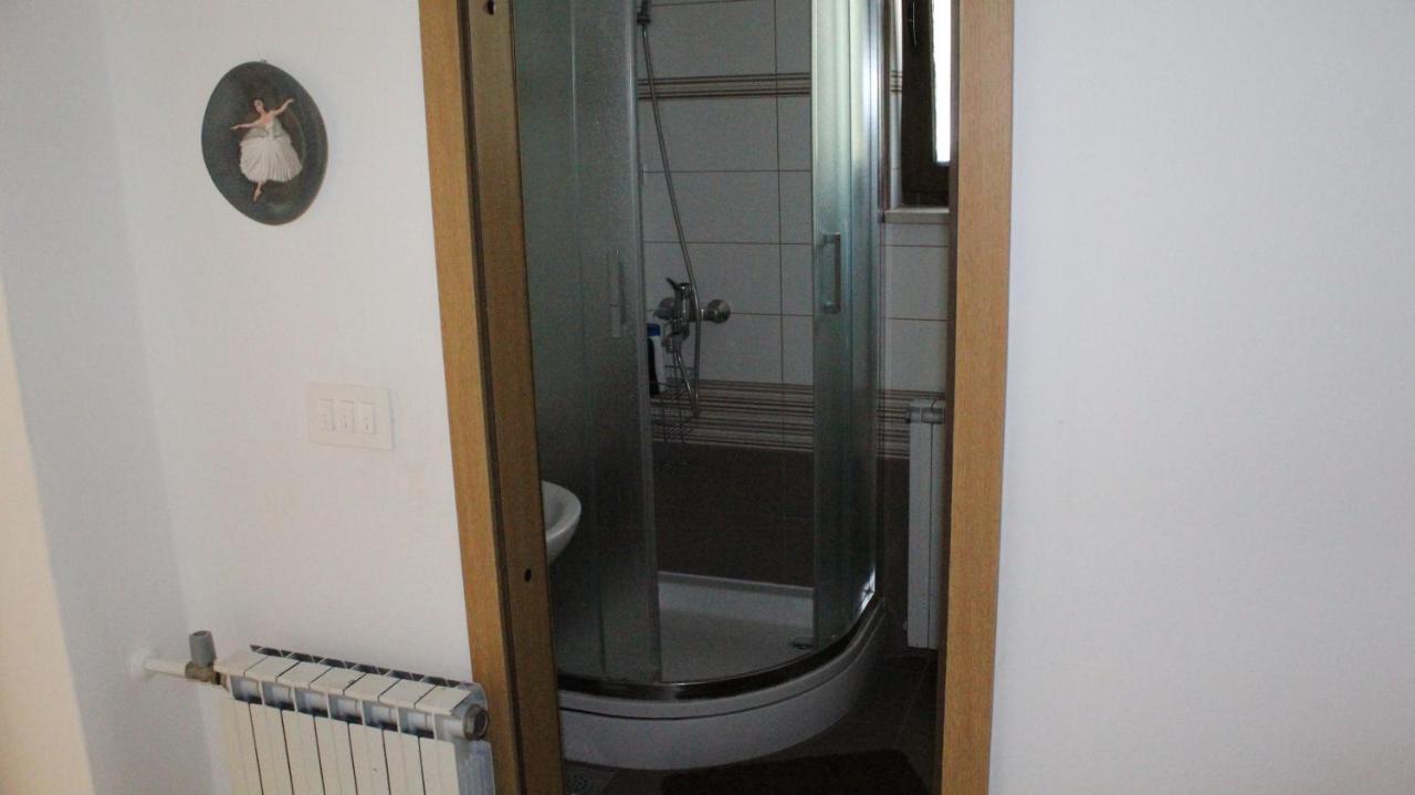Apartman 100M2, Full Opremljen, Privatni Parking. Πούλα Εξωτερικό φωτογραφία